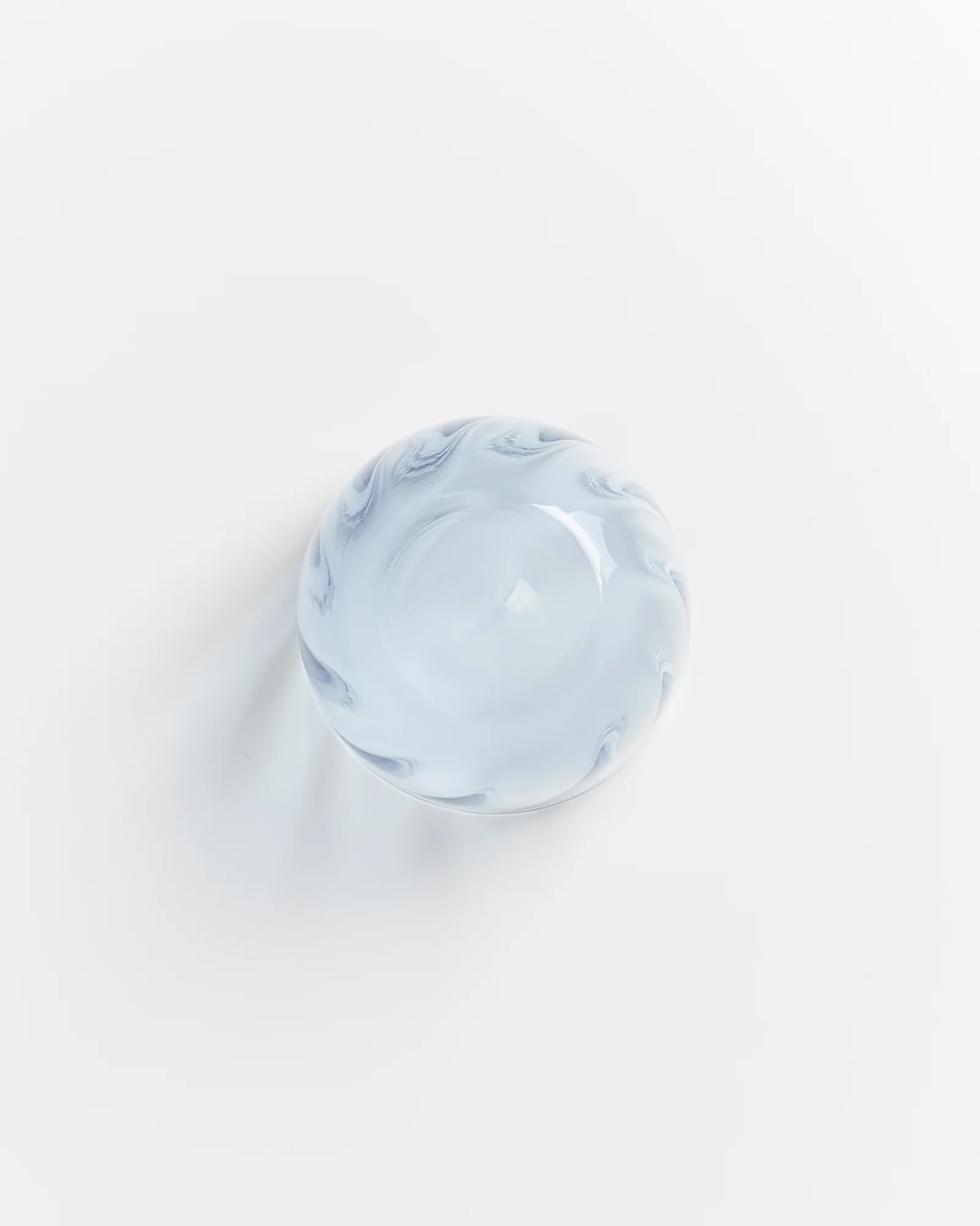 Calma Glas klein swirl blau - Image 6