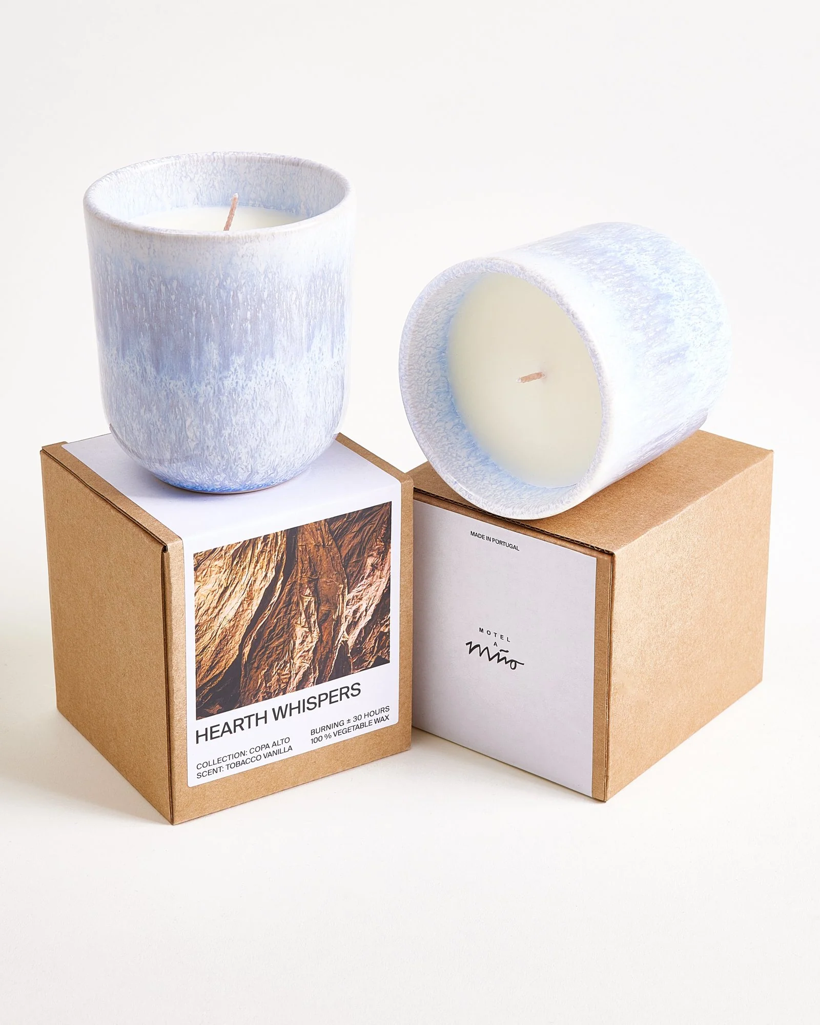 Copa Alto Duftkerze Hearth Whispers hellblau - Image 4