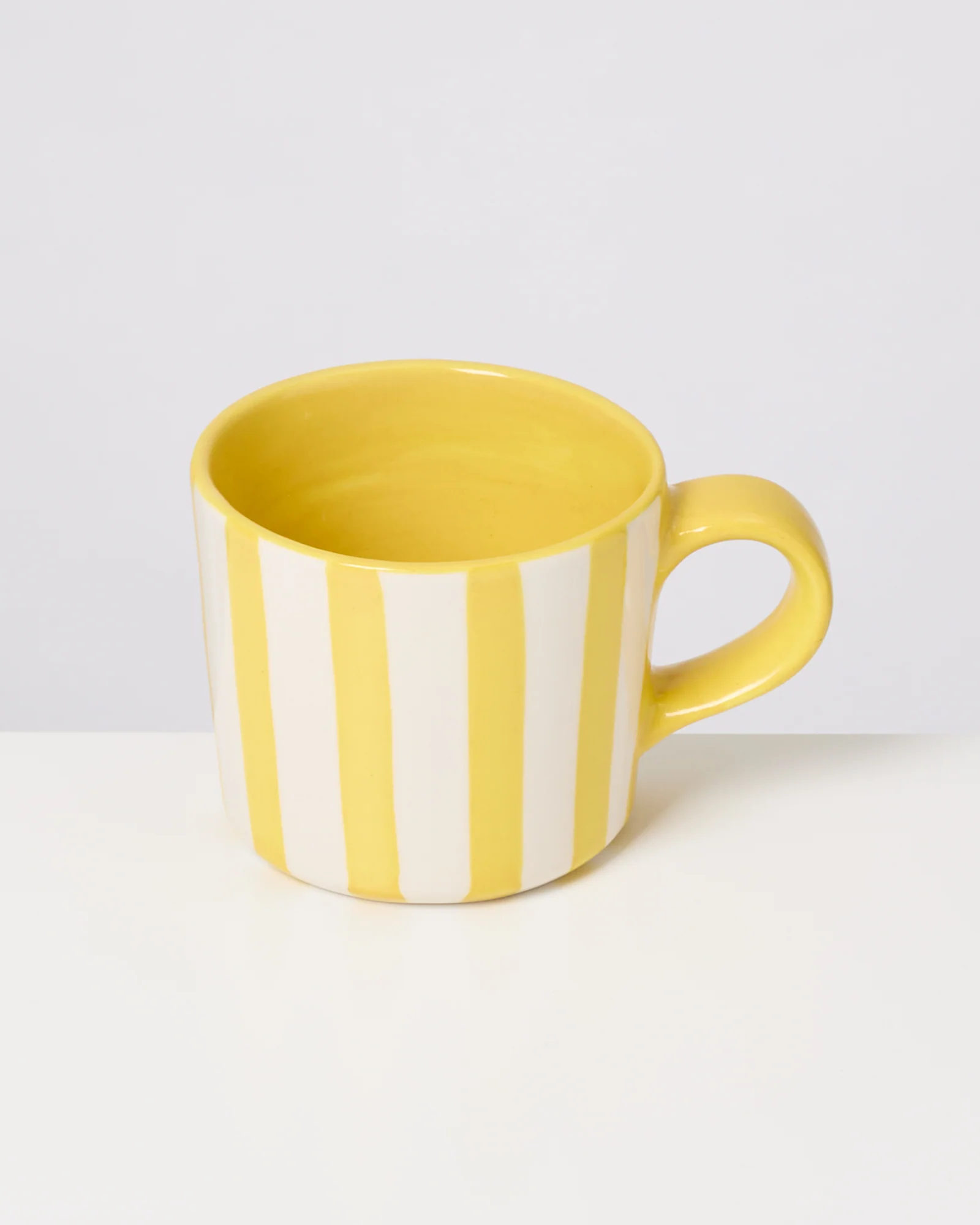 MaM x Isis Maria Tasse groß gelb weiß