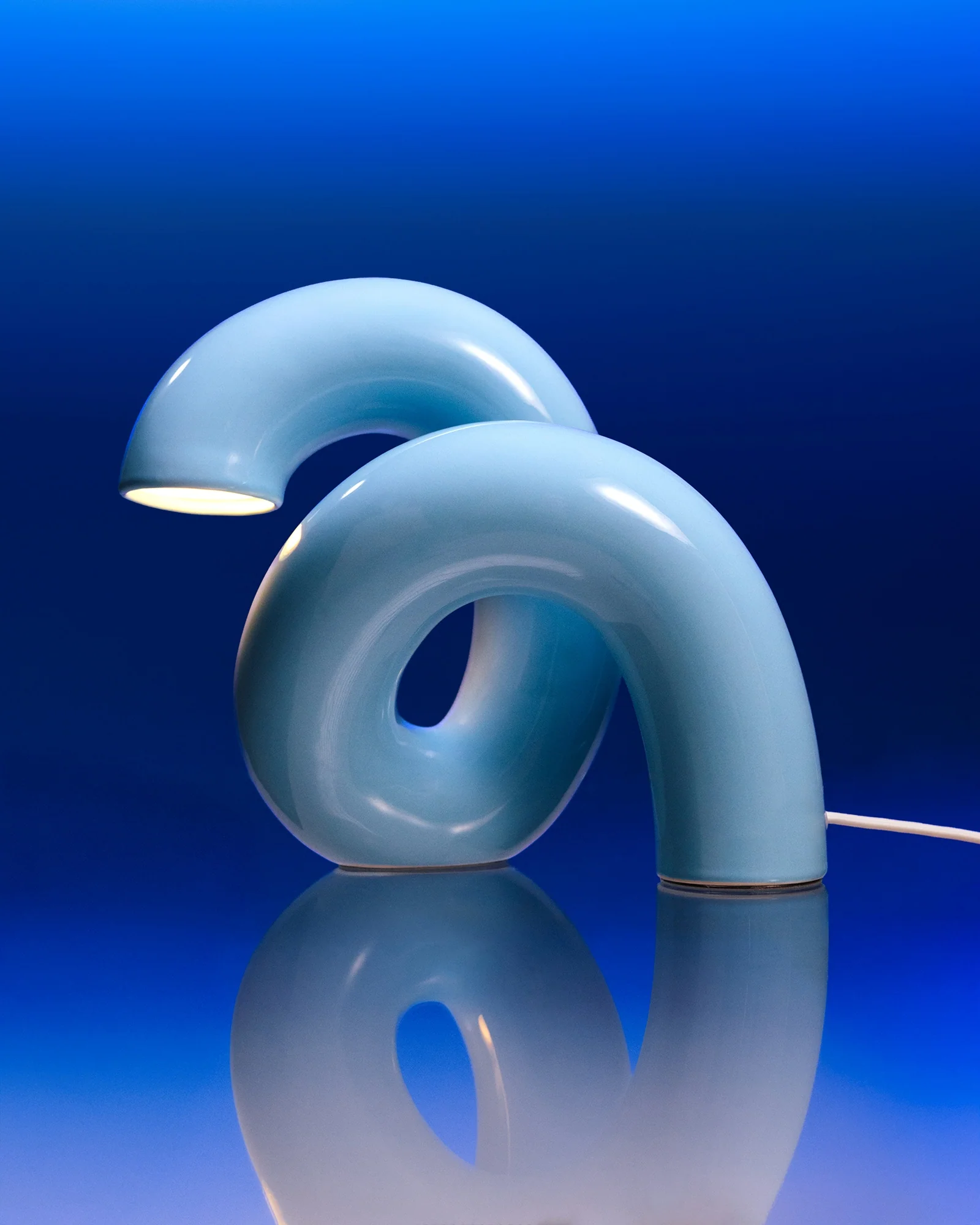 MaM x Ju Schnee Keramiklampe hellblau - Image 2