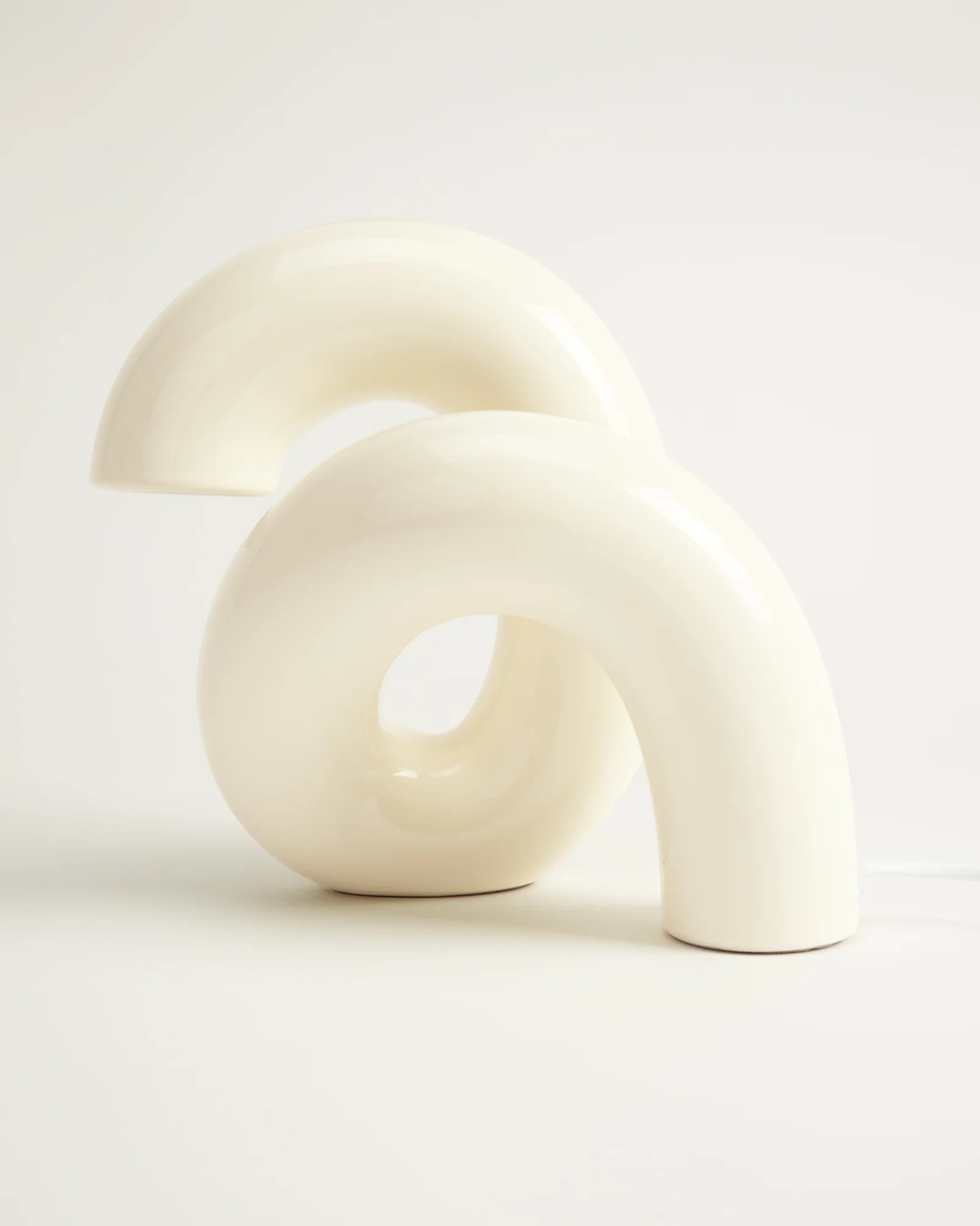 MaM x Ju Schnee Keramiklampe off-white