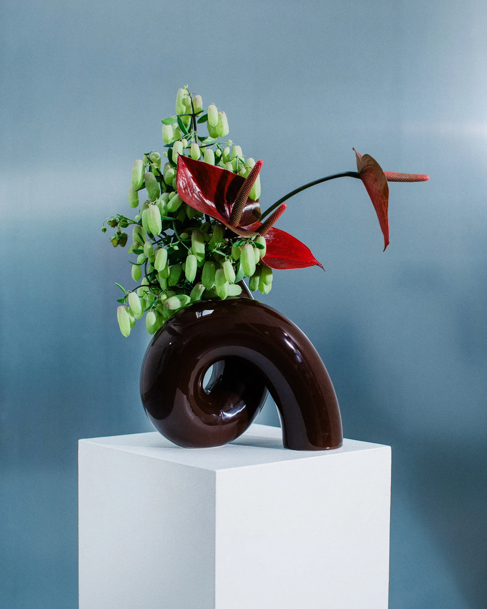 MaM x Ju Schnee Vase L mokka - Image 2