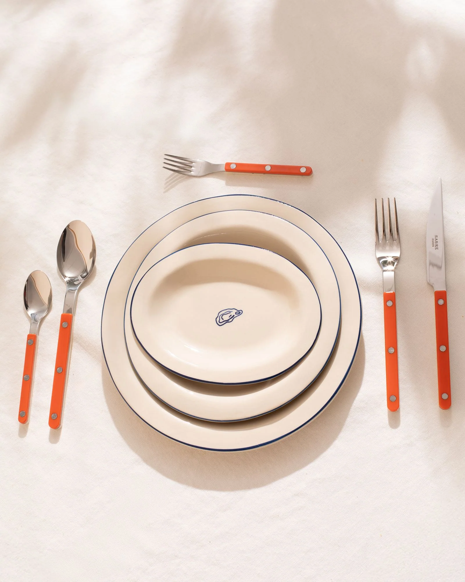 MaM x Sabre Paris Besteck 5er-Set orange off-white - Image 3