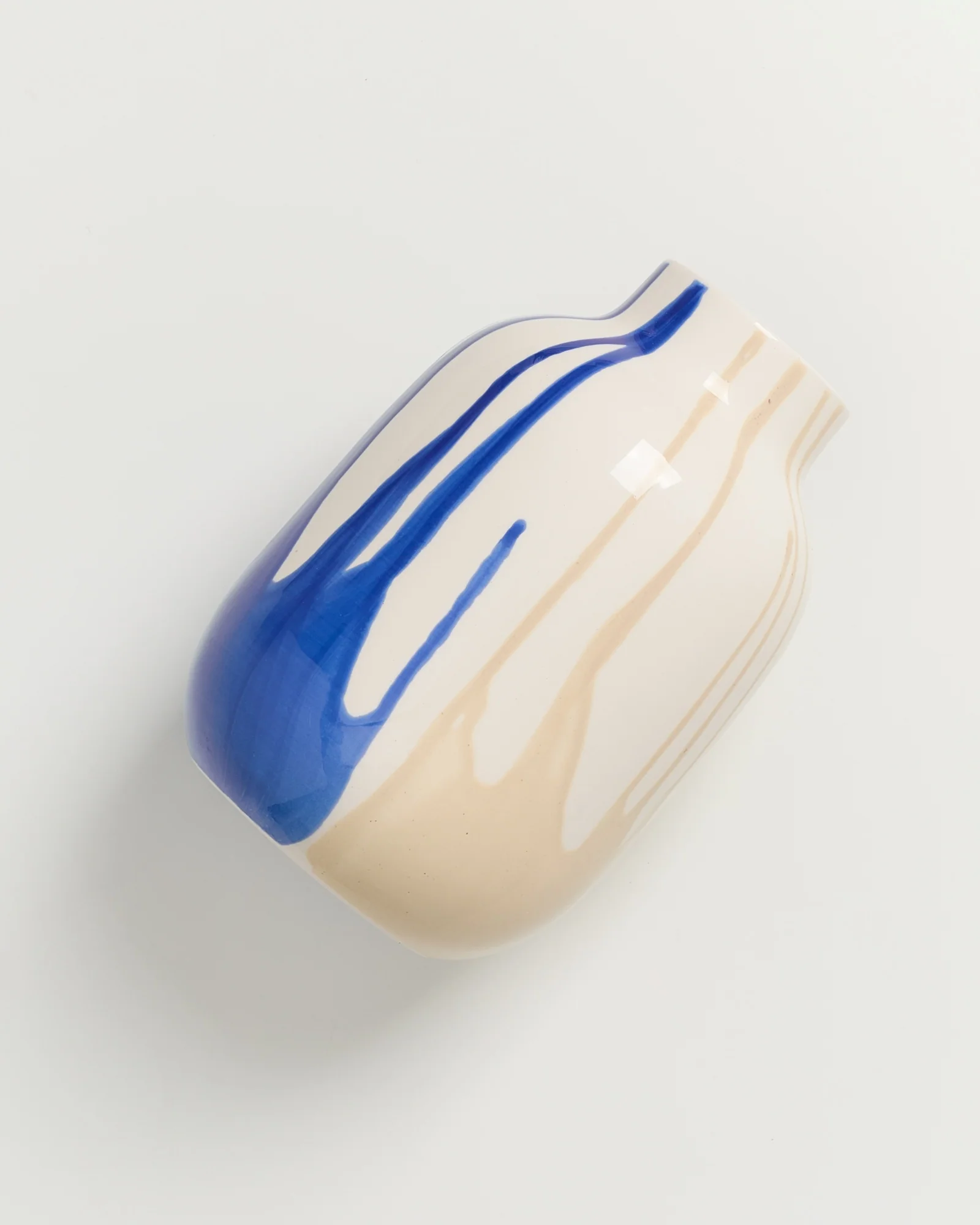 Nuno Vase M drip sand blau - Image 3