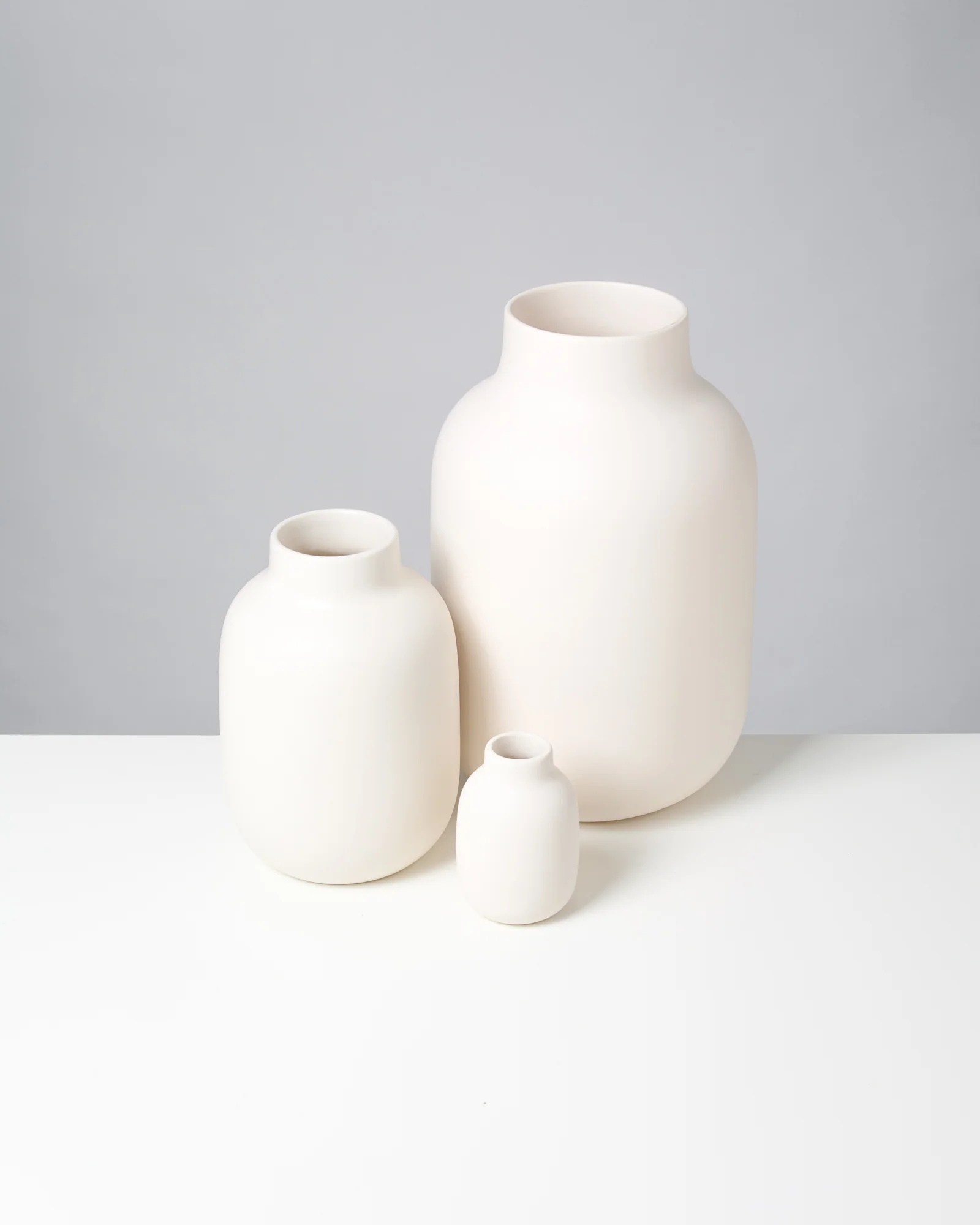 Nuno Vase S matt sand - Image 3