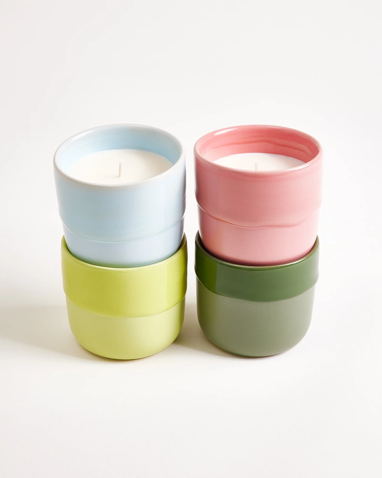 Velar Duftkerze Summer Linen hellblau - Image 4
