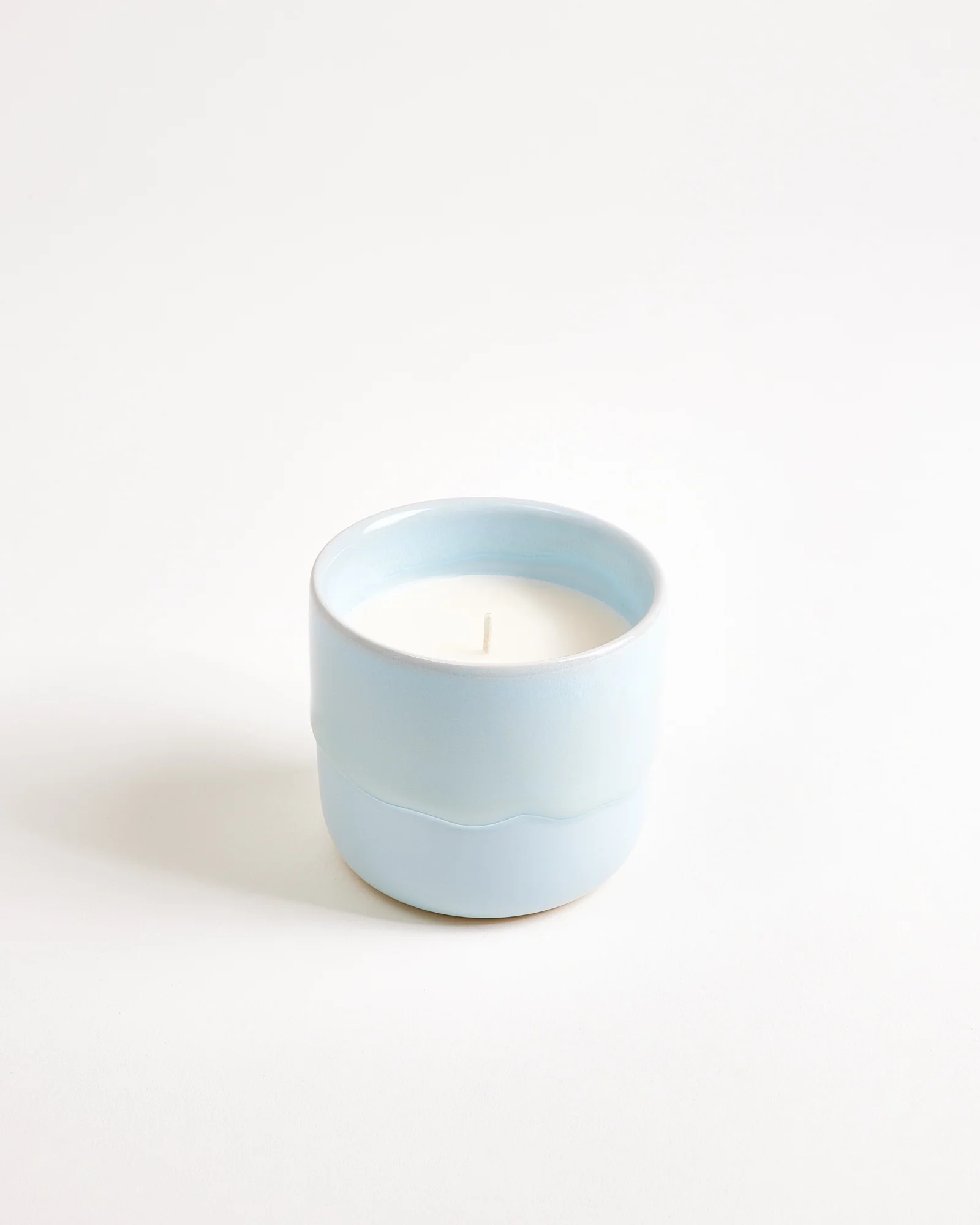 Velar Duftkerze Summer Linen hellblau - Image 3